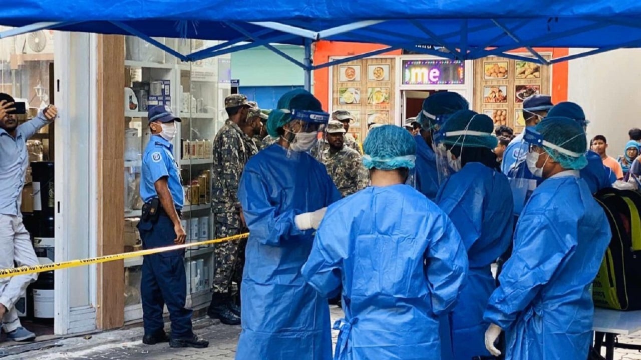 ކޯވިޑް-19: ހޯނޑެއްދޫ އިން ދެމީހަކު ޕޮޒިޓިވްވެ ރަށް މޮނިޓަރިން އަށް