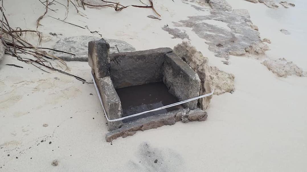 ބޮޑުތަކުރުފާނު ދޫނި ހިއްޕަވަން އުޅުއްވި ސަރަޙައްދުން އާސާރީ ވަޅެއް ފެނިއްޖެ