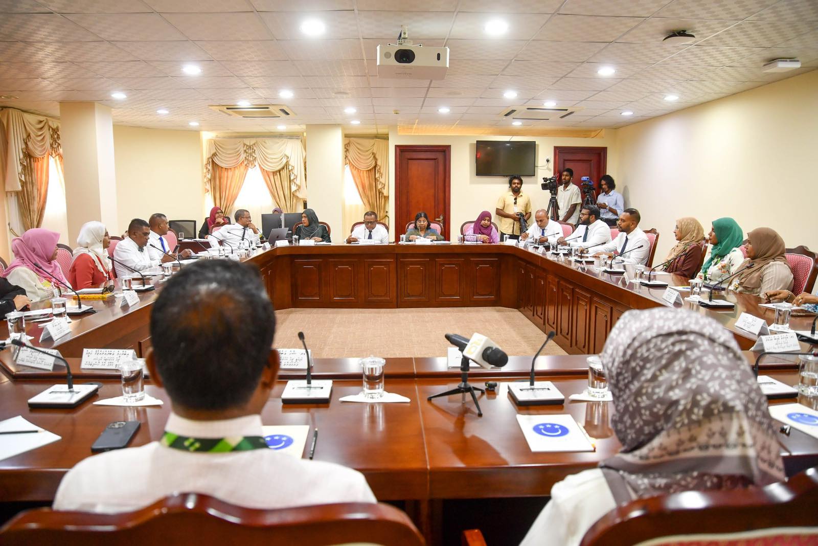 ކުޅުދުއްފުއްޓާއި ނިލަންދޫގައި ޓެލެމެޑިސިންގެ ހިދުމަތް ފަށަން ތައްޔާރުވަނީ