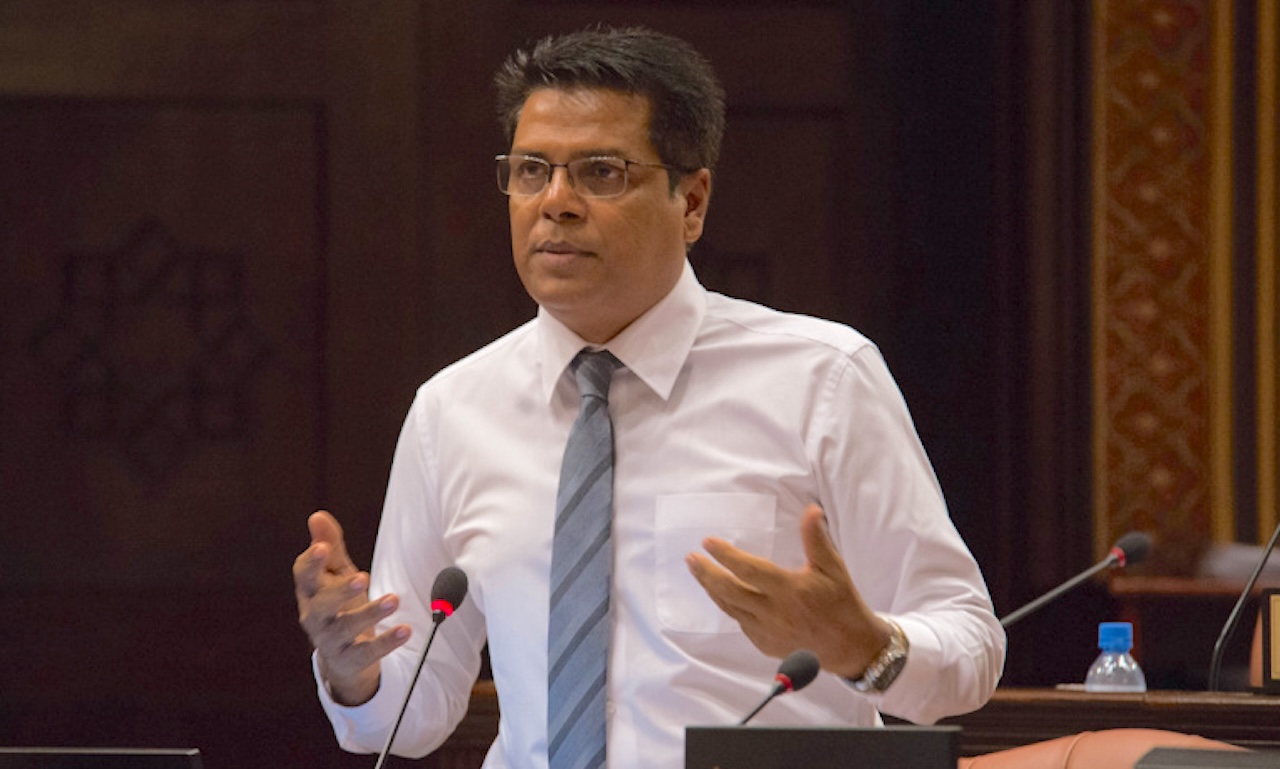 ދިވެހިންނަށް ފުރުޞަތު ދިނުމަށް ސަރުކާރުގެ ކުންފުނިތަކުން ބައެއް ވިޔަފާރިތައް ހުއްޓާލަންޖެހޭ: ރީކޯ