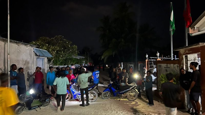 ވައިކަރަދޫގެ ކަރަންޓުގެ މައްސަލަ ޙައްލުކުރަން 250 ކިލޯވޮޓްގެ އާ ޖަނަރޭޓަރެއް ފޮނުވަނީ