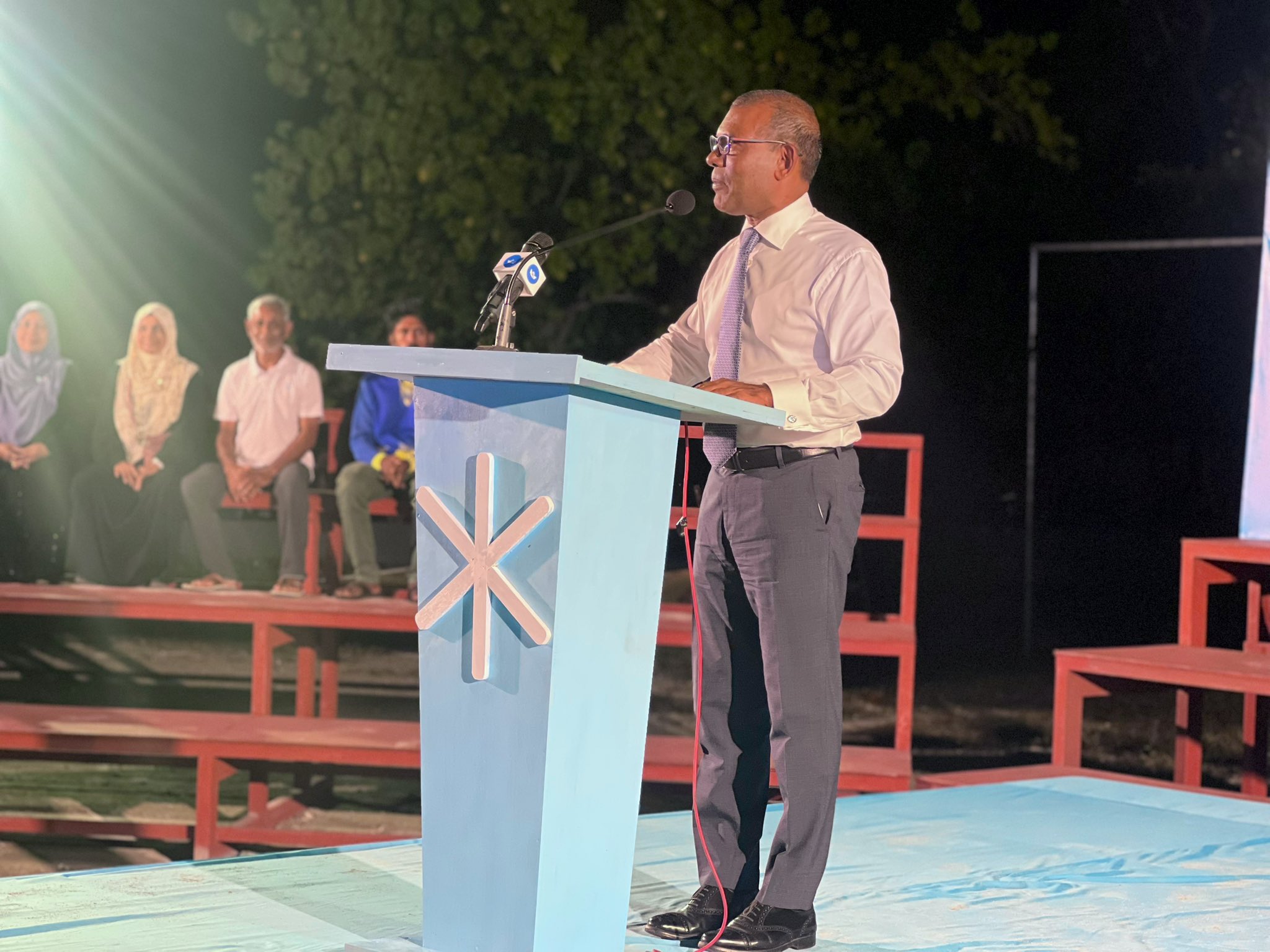 ޔާމީނަށް ބާރުލިބޭނެ މަގުތައް ބަންދުވީކަން ޔަޤީންވުމުން ޔާމިން ދޫކޮށްލަން ނަޝީދު ގޮވާލެއްވީ ކީއްވެ؟