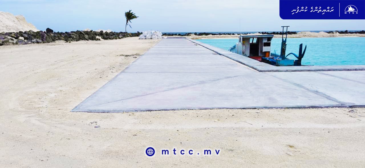 ދަރަނބޫދޫ ބަނދަރު ތަރައްގީކުރުމުގެ މަޝްރޫ ނިމުމަކާ ގާތައް