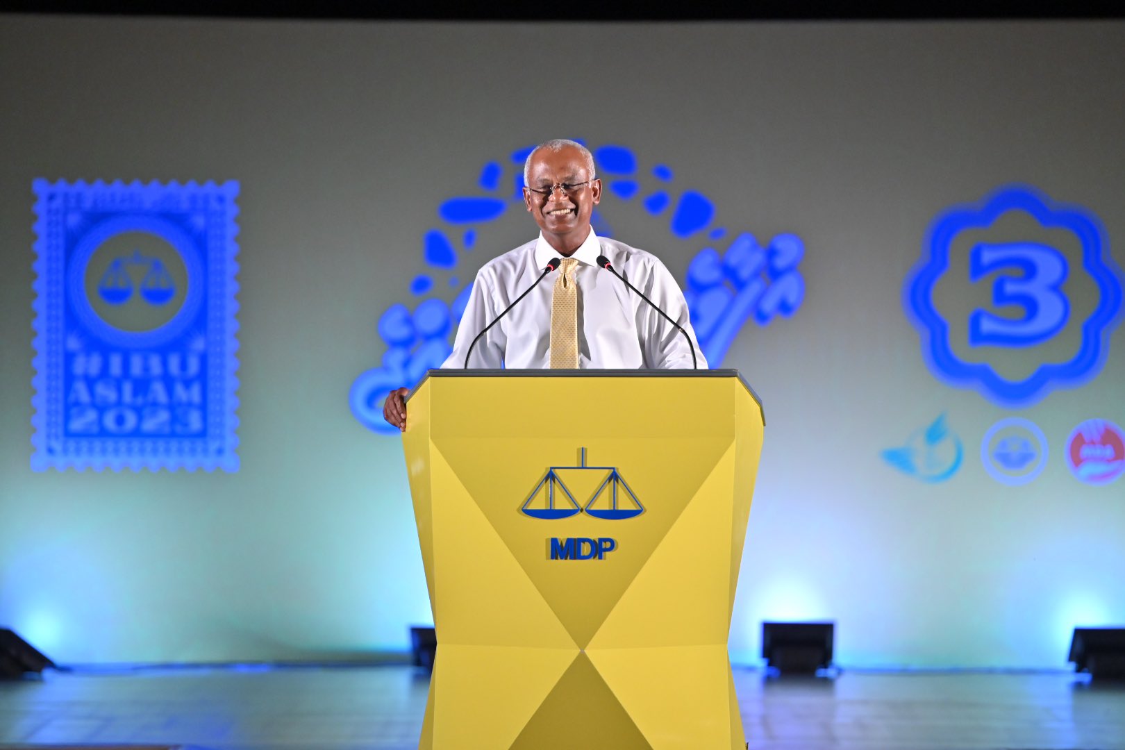 ކުޅުދުއްފުށީ ބިންހިއްކައި ހުރިހާ މަގެއް ތަރައްޤީކޮށް ޔޮޓް މެރީނާއެއް