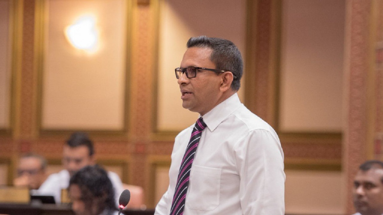 މެމްބަރަކު ތަޅުމުގައި ނެތީސް ވޯޓުދިން މައްސަލައެއް ފެންމަތިވެއްޖެ