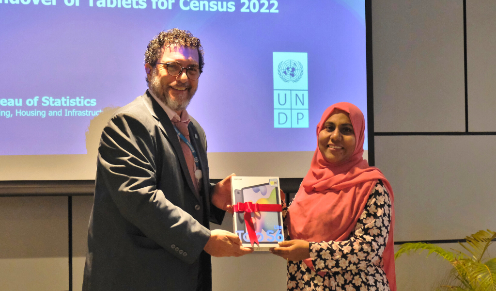 ބޯހިމެނުގެ މަސައްކަތަށް ޔޫއެންޑީޕީން 20 ޓެބްލެޓް ހަދިޔާކޮށްފި