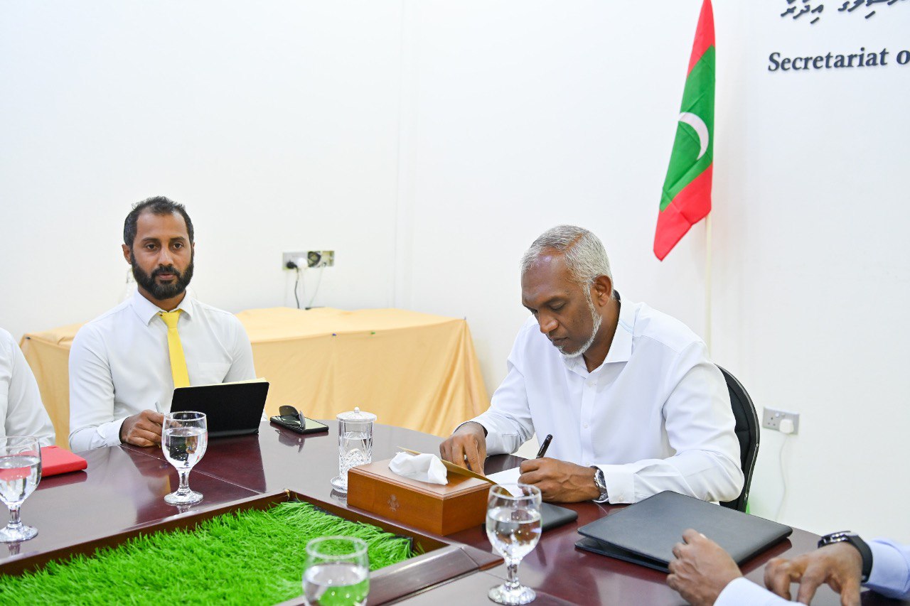 ހޯރަފުށީ ކައުންސިލުން ފާހަގަކުރި ކަންކަން ހައްލުކޮށްދޭން މަސައްކަތް ކުރާނަން: ރައީސް