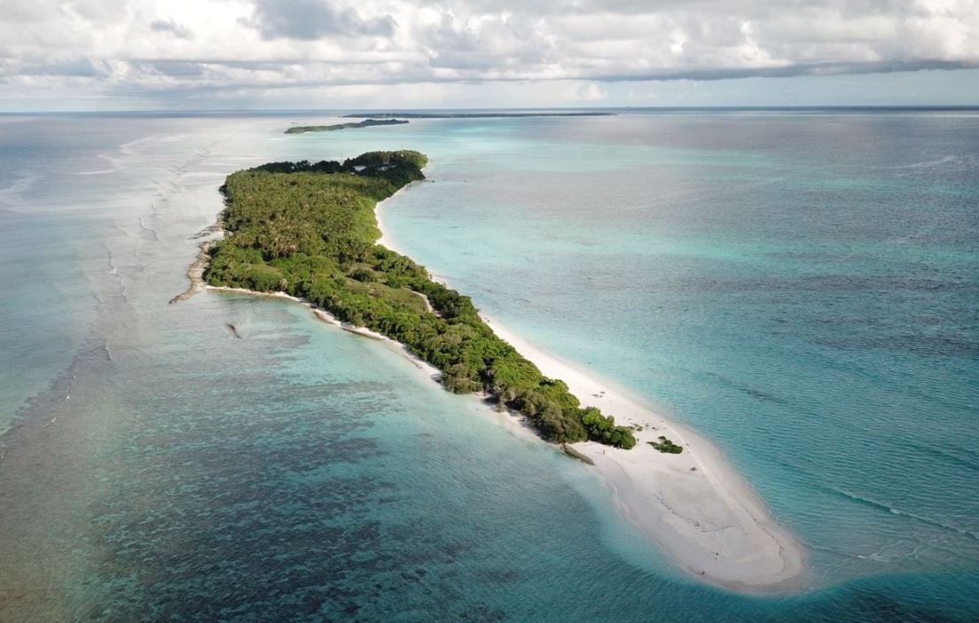 ފުޅަދުއަށް ގޮތް ނޭނގޭ ޕެކެޓްތަކެއް ލައްގައިފި