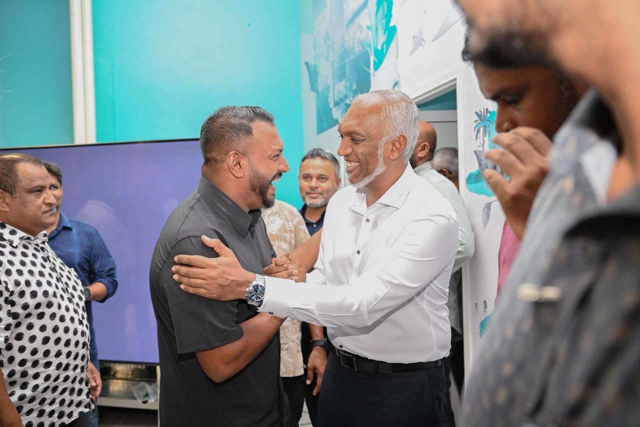 ރައީސް މުއިއްޒަކީ ހަވާލުކުރެވޭ ޒިންމާ އެންމެ ފުރިހަމައަށް އަދާ ކުރައްވާ ބޭފުޅެއް: ނަރީޝްް