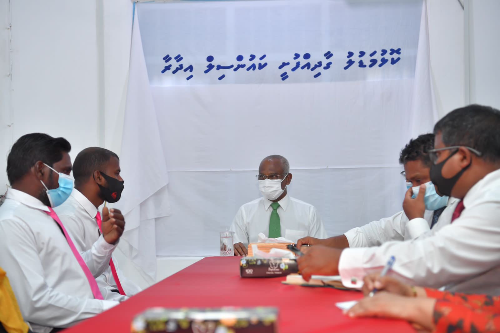 ރައީސް ގާދިއްފުށީ ކައުންސިލާ ބައްދަލުކުރައްވައިފި