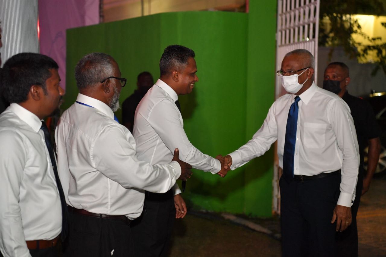 އެމްޓީީސީީސީގެ ކާމިޔާބު މަސައްކަތާއެކު ރައީސް ޞާލިޙްގެ ތަރައްޤީ ފަތުއަޑުކިޔާފައި މެކުހަށް