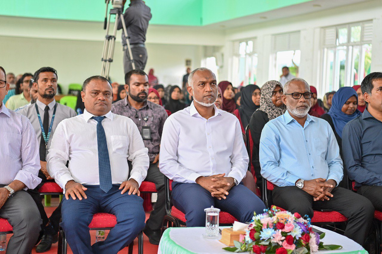 ރައްޔިތުން ބޭނުންވާ ގޮތަށް ފުނަދޫގެ އެއާޕޯޓް ތަރައްގީ ކޮށްދޭނަން: ރައީސް