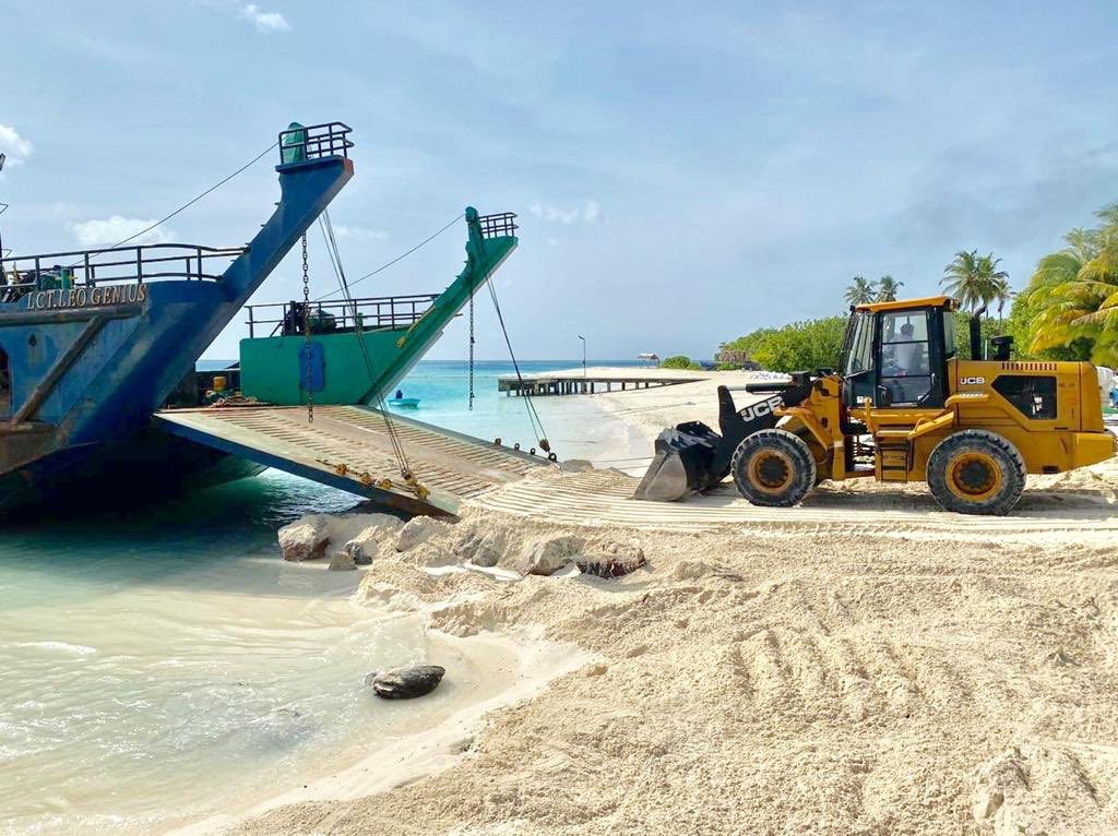 ހުޅުދެލީ ބަނދަރު ބޮޑުކުރުމަށް އެމްޓީސީސީގެ ޓީމް އެރަށައް ހިގައްޖެ