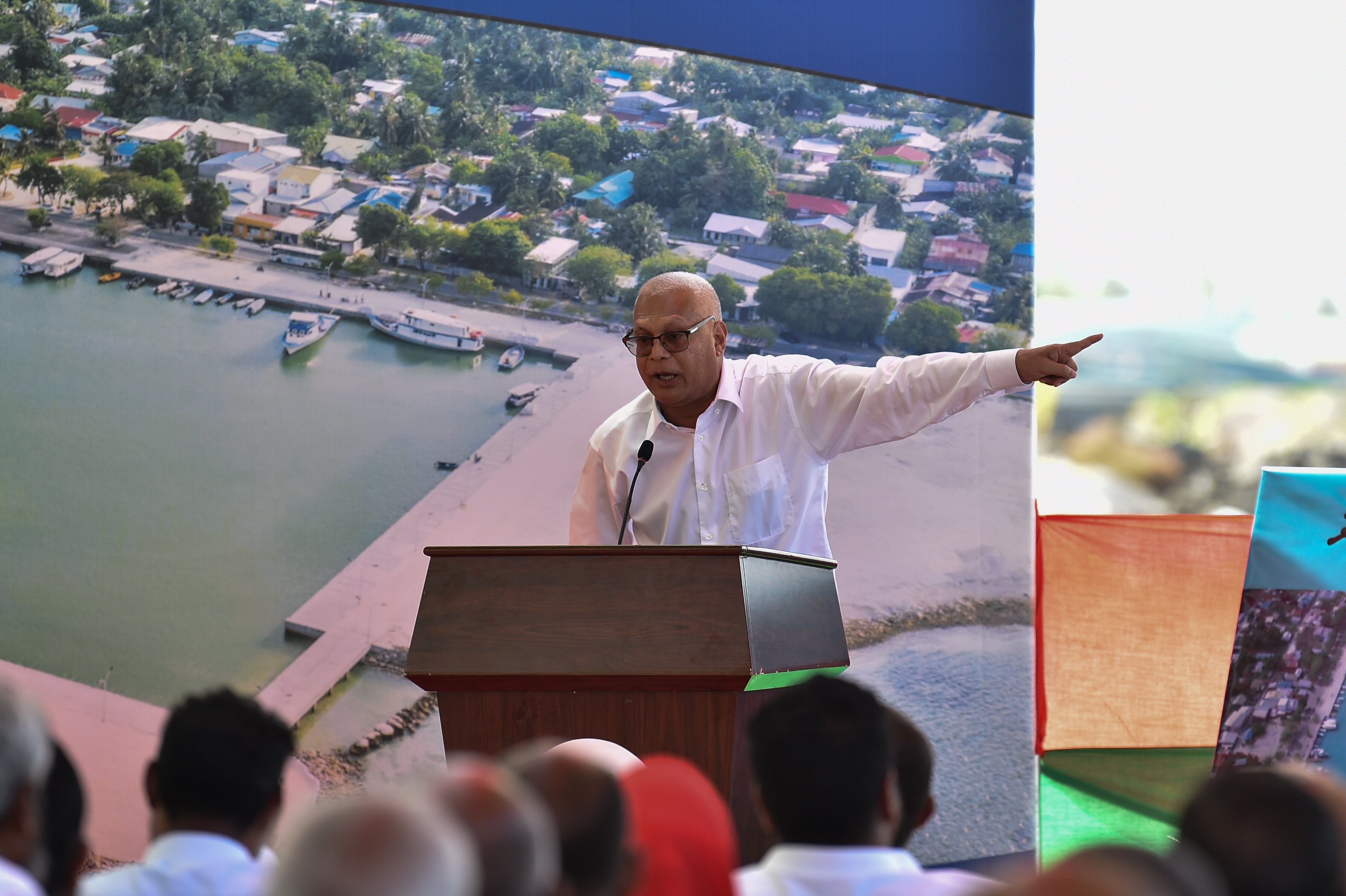 ޕާޓީން ވަކިވާ ހިތްވާ ބަޔަކު ވަކިވާންވީނުންތޯ: ޝަރީފް