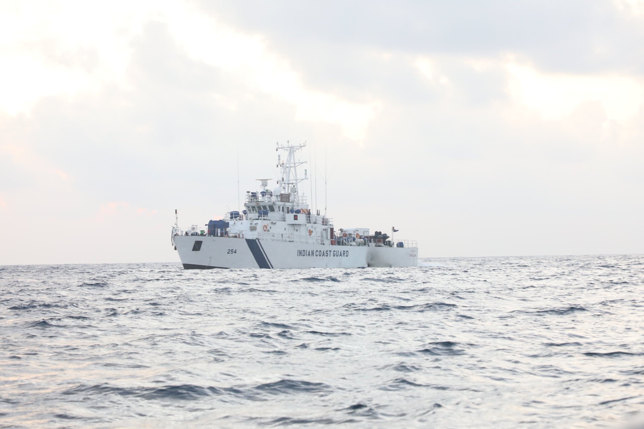 ފަރަށް އެރި އިންޑިއާގެ އަސްކަރީ މަނަވަރު ފުންކޮށްފި