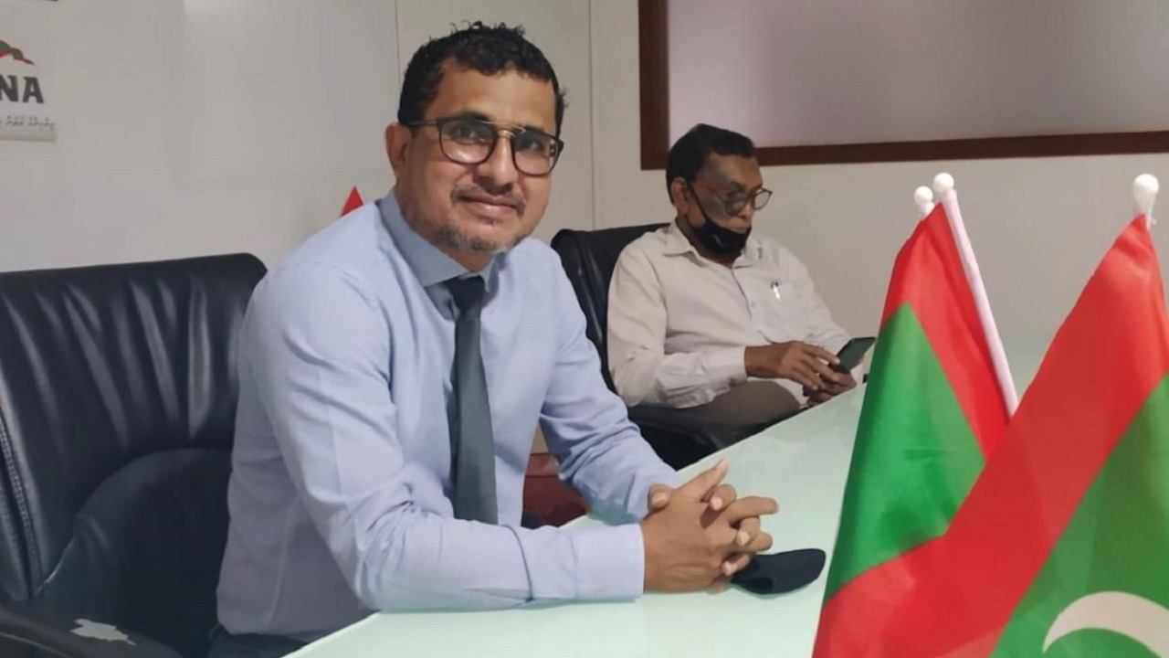 ފައިސާ ޗާޕްކޮށްގެން ނޫންގޮތަކަށް ޢާމްދަނީ ހޯދަން ނޭނގެނީ ކީއްވެ؟: ޝަރީފް