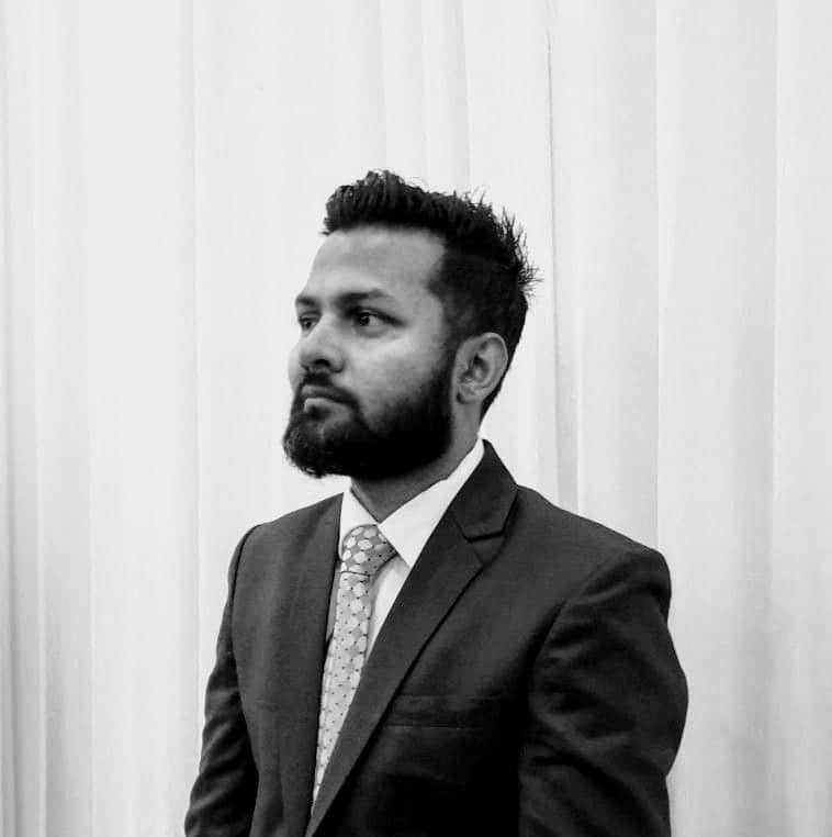 އެމްއާރުއެމުން އެދުނުގޮތަށް ޖިންސީ ފުރައްސާރައިގެ ތުހުމަތުކުރެވޭ ފަޒީލު ސަސްޕެންޑްކޮށްފި