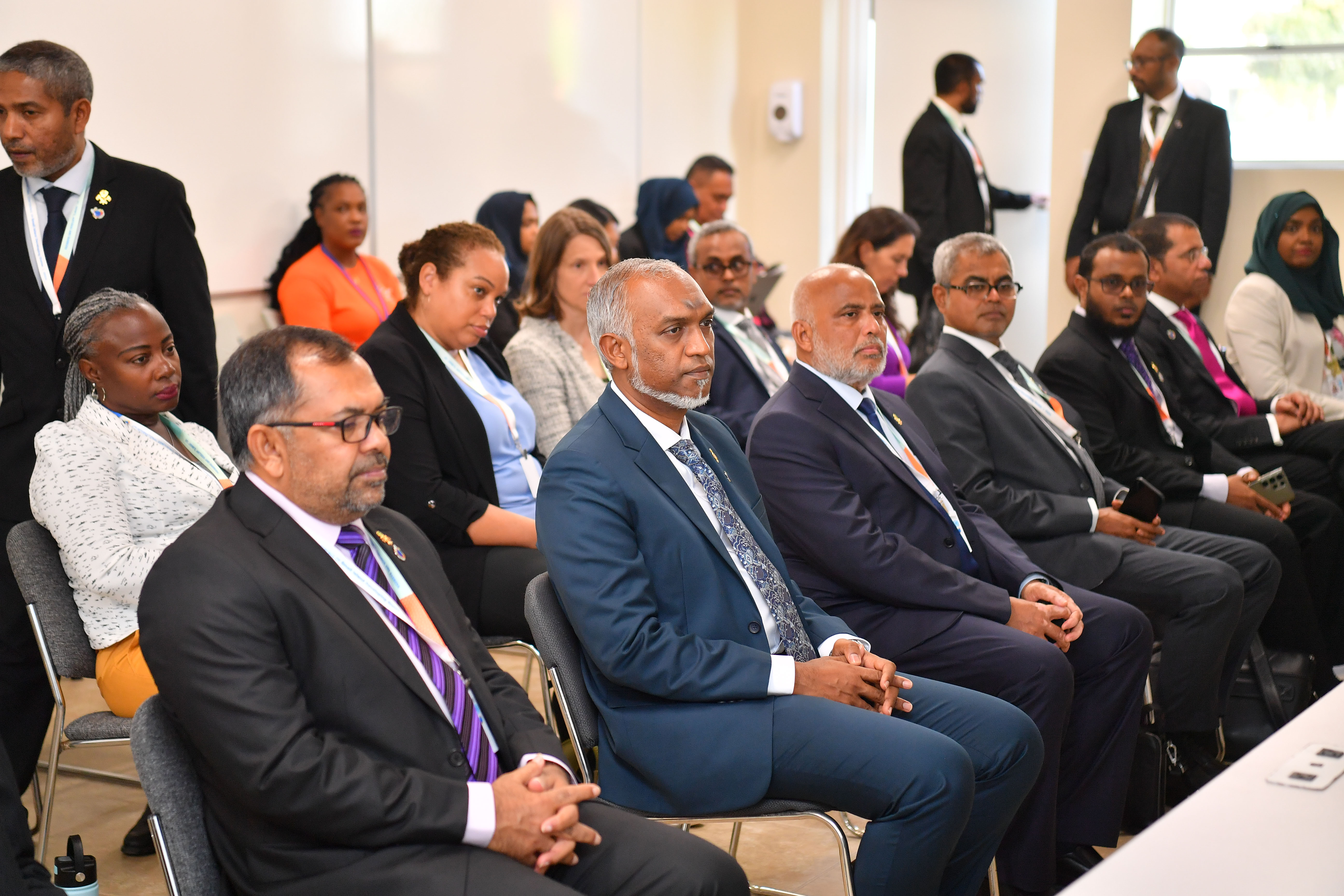 ރައީސް މުޢިއްޒުގެ އިންޑިޔާ ދަތުރުފުޅުން ދެގައުމުގެ މެދުގައި އޮތް ގުޅުމުގެ މުހިންމުކަން ހާމަވޭ: ޒަމީރު