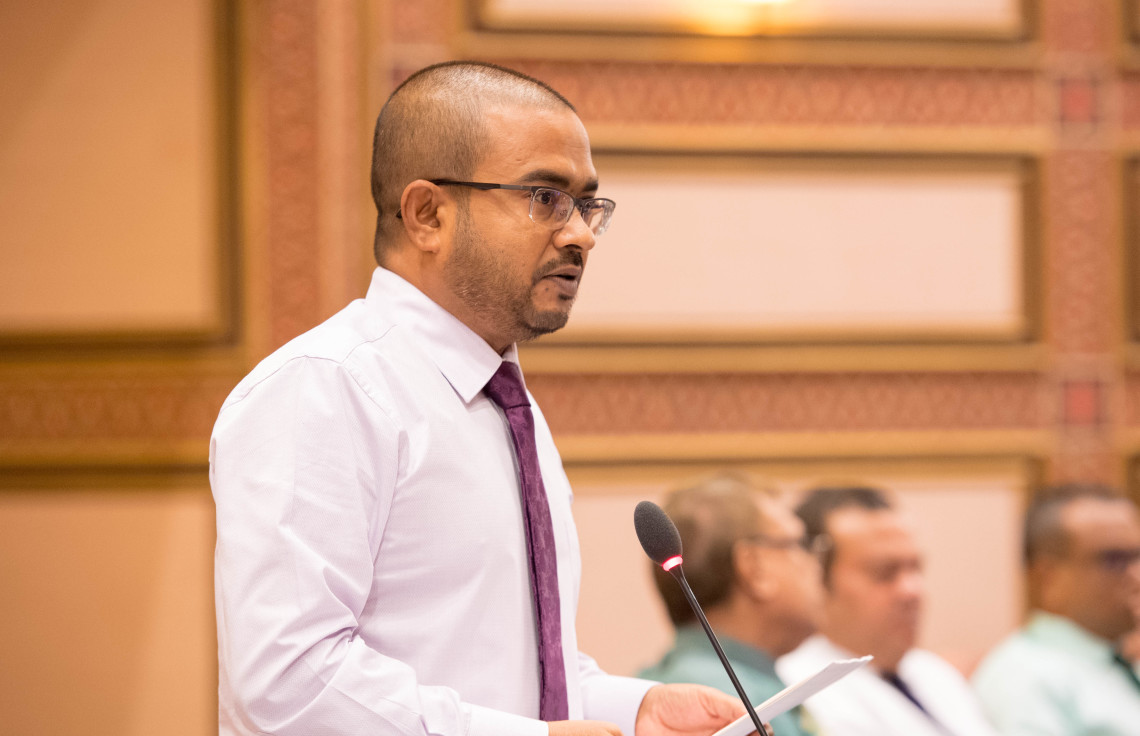 މިނިވަން މުއައްސަސާތަކުން ޒިންމާ އަދާނުކުރާ މައްސަލަ ބަލަންޖެހޭ: މެމްބަރު ނިހާދު