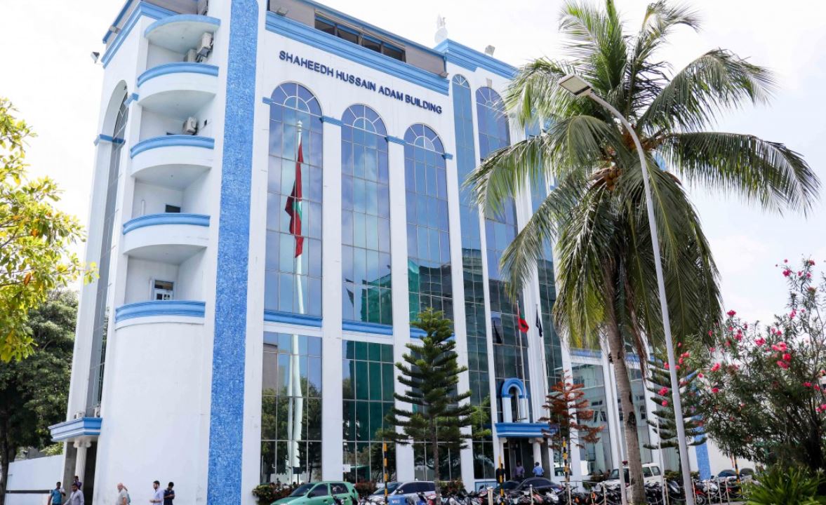 ކޭ-ޕާކް މައްސަލަ: އިތުރު 2 މީހެއްގެ ޕާސްޕޯޓް ހިފަހައްޓައިފި