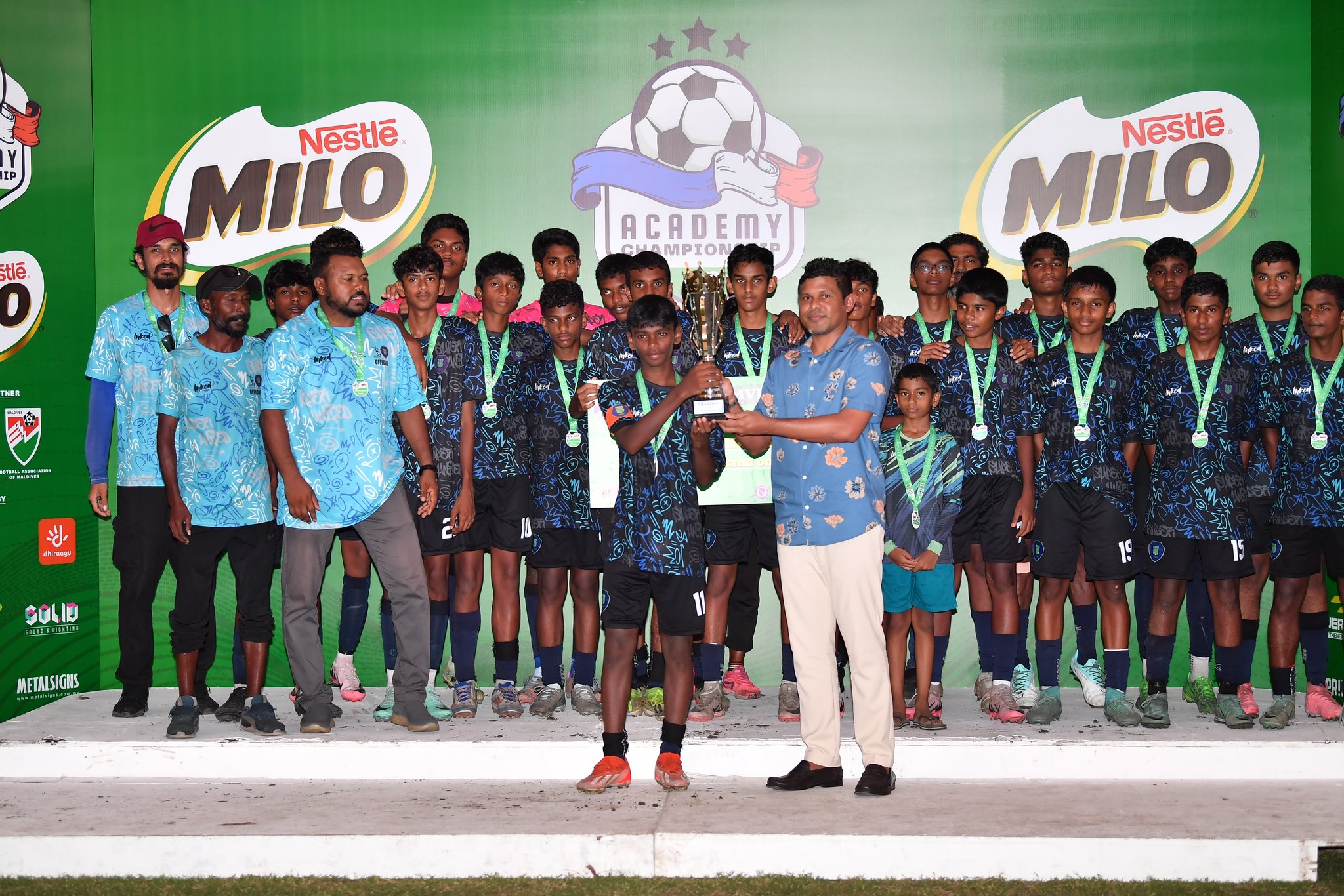 ފުޓްބޯޅަ ކުރިއަރުވަން ކުރާ މަސައްކަތަށް ސަރުކާރުގެ ފުރިހަމަ އެއްބާރުލުން ލިބޭނެ: ނާއިބު ރައީސް