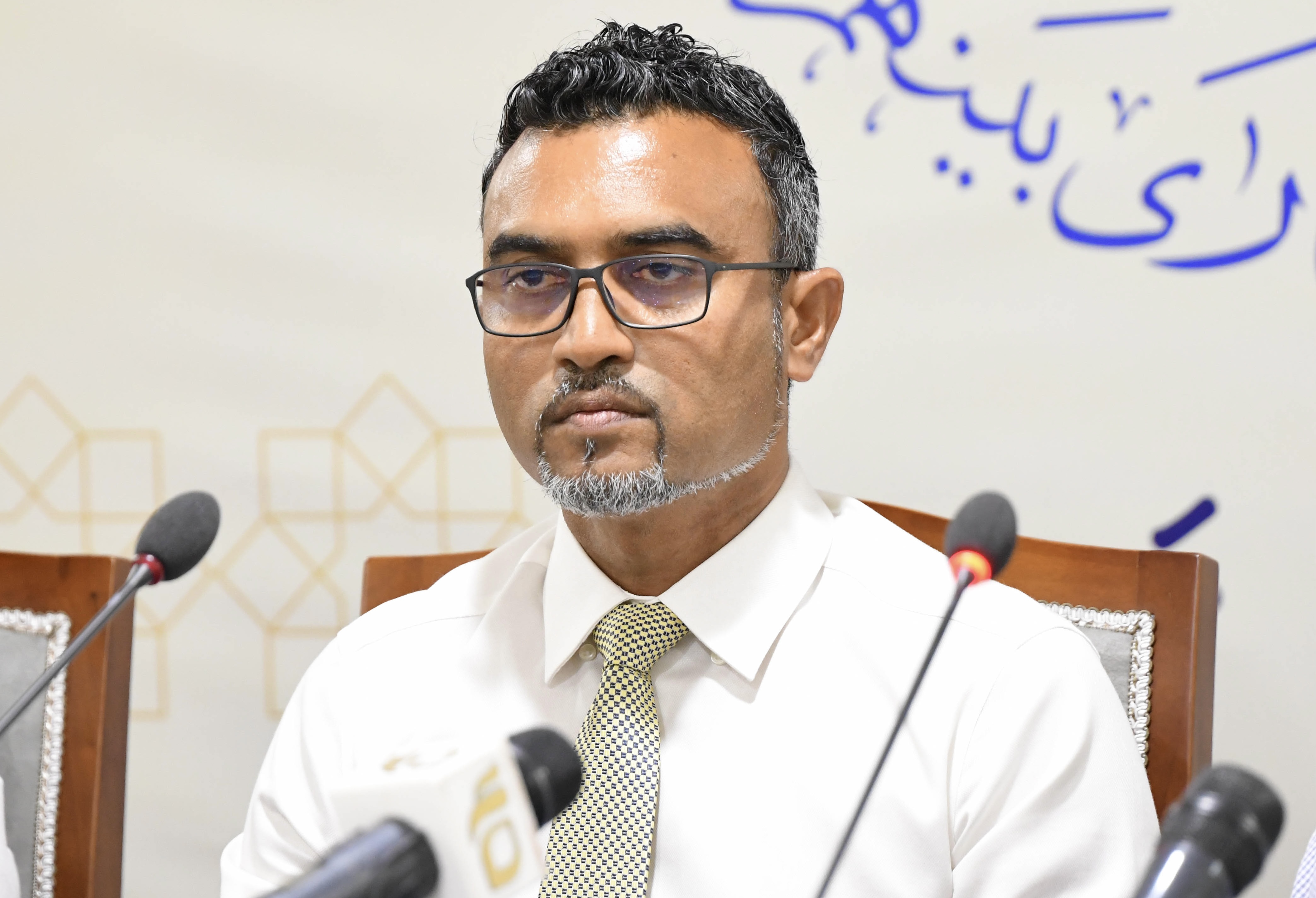 އިޤްތިޞާދީ ވަޒީރަށް ސަރުކާރުން މިހާރު އިތުބާރެއް ނުކުރަށްވާ: ނާޒިލް