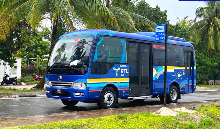 އަތޮޅު ތެރޭގެ ބަސް ދަތުރުތަކުގައި ކަރުދާސް ޓިކެޓް ބޭނުންކުރަން ފަށަނީ