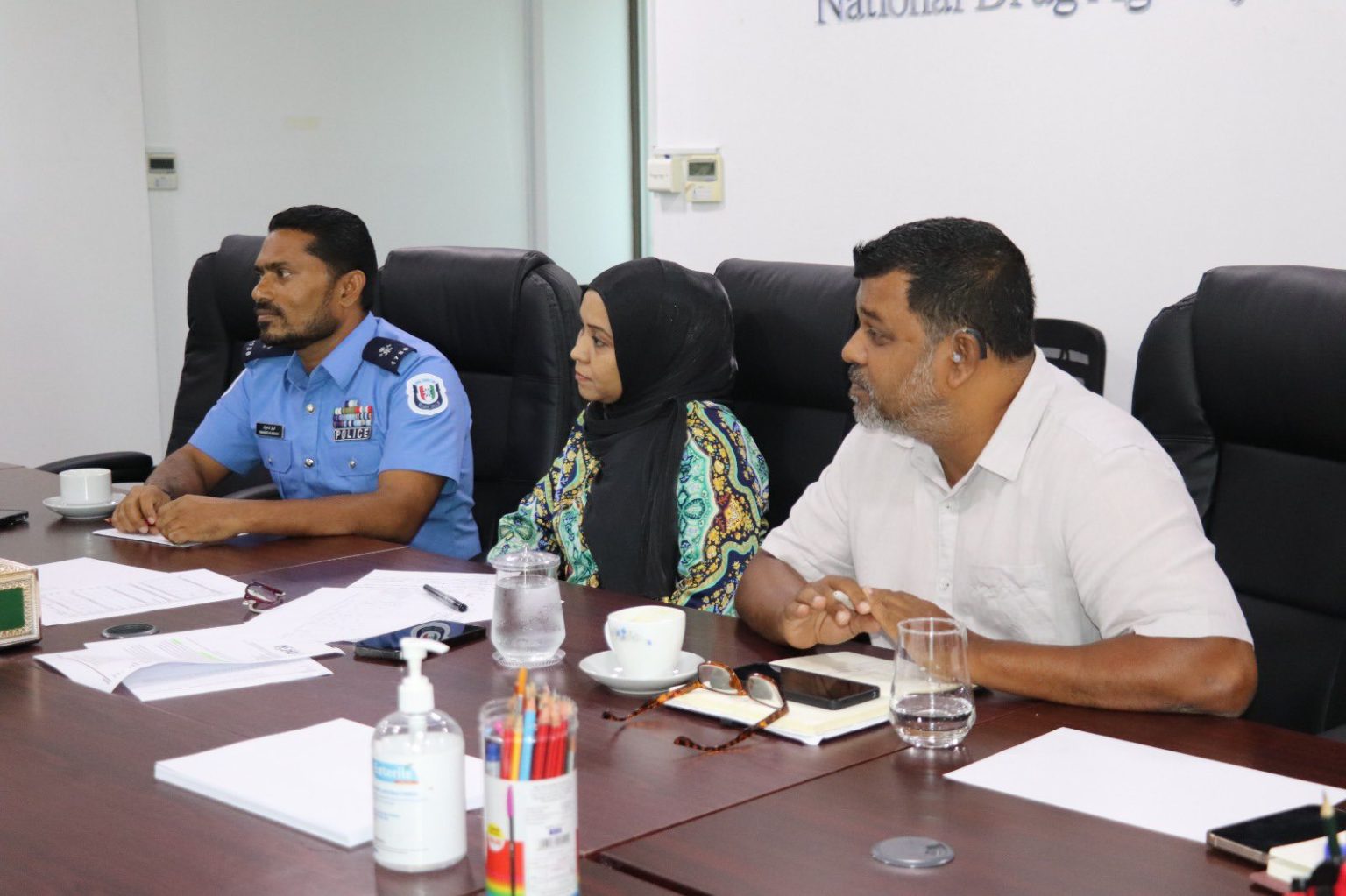 މަސްތުވާތަކެތިން ދުރުވެ ފަރުވާ ލިބިގަތުމަށް އެއްބާރުލުން ނުދޭ މީހުންނަށް ފިޔަވަޅު އަޅަން މަޝްވަރާކޮށްފި