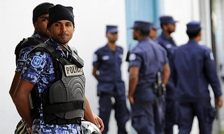 މާލޭގައި މިއަދުވެސް ގުރޫޕް ހަމަނުޖެހުންތަކެއް؛ އެންމެންގެ ކުރިމަތީގައި ހަލާކޮށްލީ ސައިކަލެއް