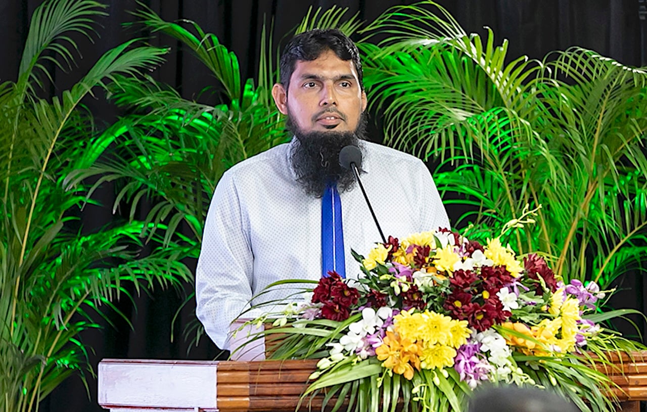 އައުރަ ނިވާކުރުމަށް މަގުފަހިވާފަދަ ކަންކަން ދީނުގެ ދުޝްމަނުންނަށް ހަޖަމު ކުރަން ދަތިވާނެ: ޑރ. އަލީ ޒާހިރު