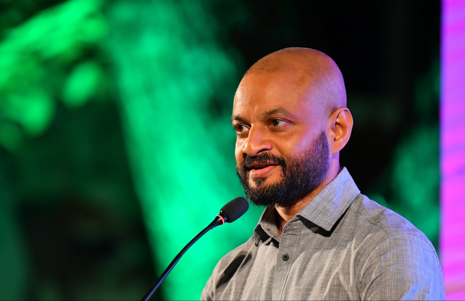 ރައީސް މައުމޫންގެ ވެރިކަމުގައި އަނިޔާވެރިވެފައިވާކަން ގަބޫލުފުޅު ކުރަށްވައި ފާރިސް މައާފަށް އެދިވަޑައިގެންފި