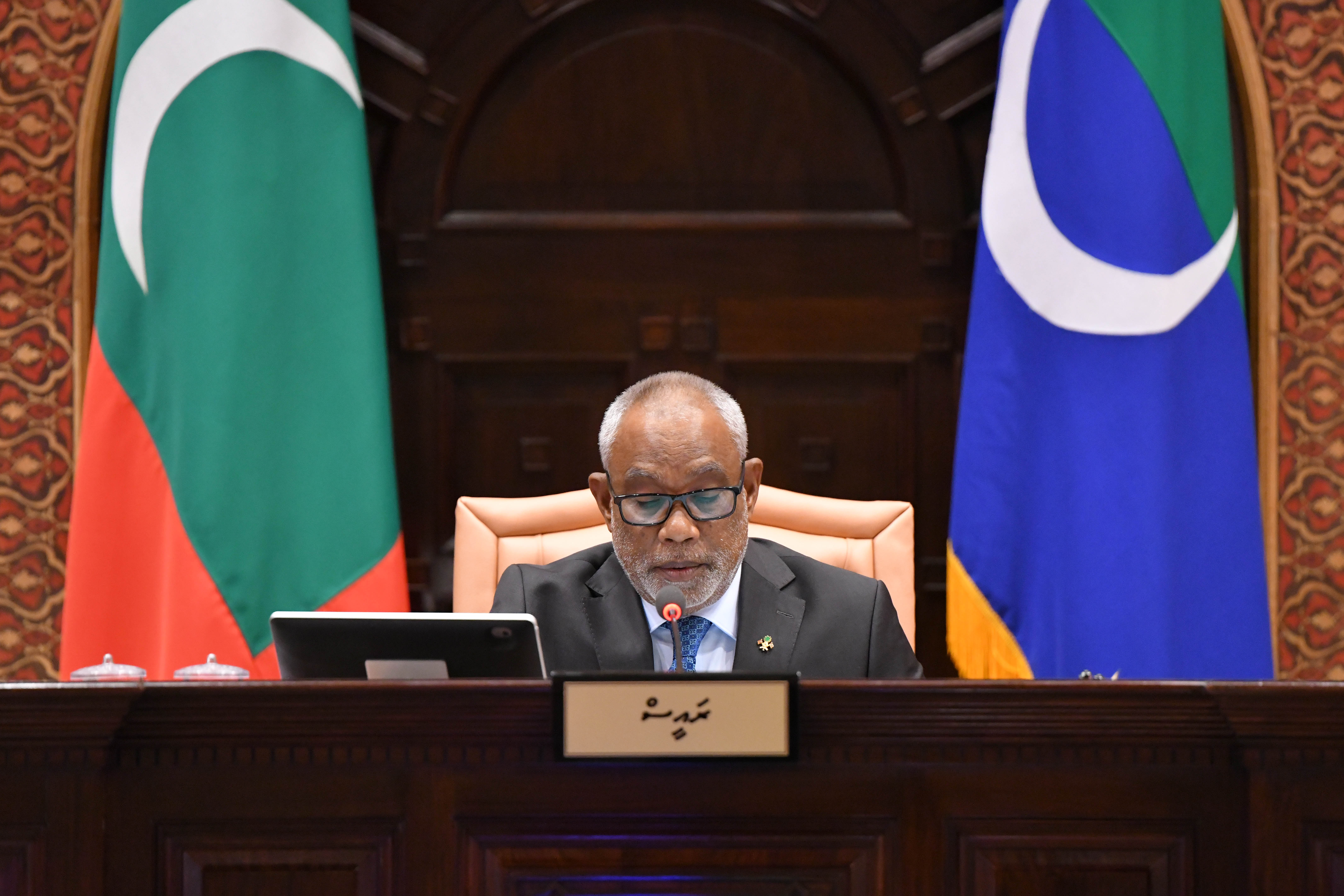 ތަޅުމުގައި ވަޒީރުންނާއި ސުވާލު ކުރުމަށް މެމްބަރަކަށް ލިބޭނީ 45 ސިކުންތު: އަބްދުއްރަޙީމް