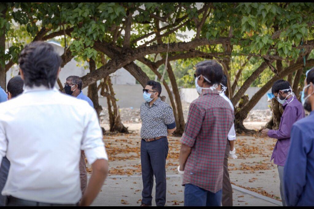 ނަރުދޫގެ ހުރިހާ ގެއެއްގެ ކަރަންޓު ބިލު ދައްކަވައި ދެއްވައި އަލީ ރިޒާ ނަމޫނާ ދައްކަވައިފި