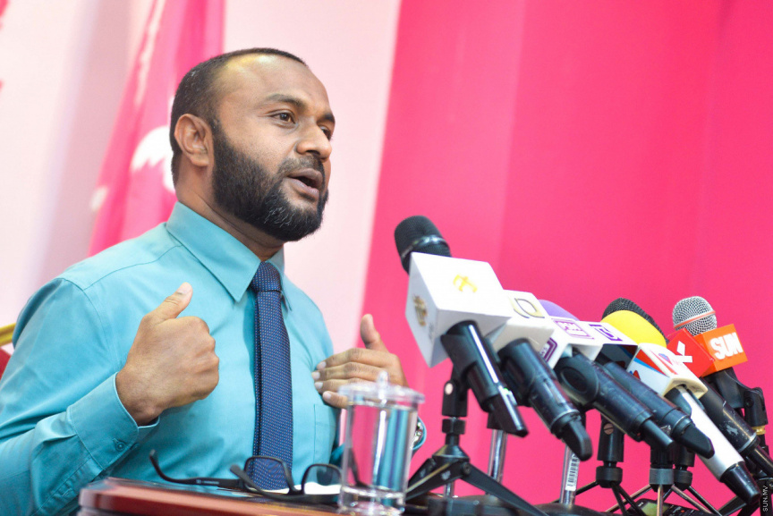 ދޭތެރެޖެއްސުމާ ދޮގު ވާހަކަ ފެތުރުމަކީ ފިތުނަ ފަސާދައަށް މަގުފަހިކުރާ ކަމެއް: ޝަހީމް