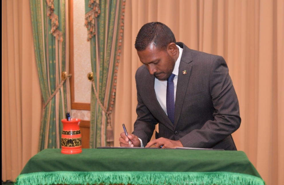 ޕީޖީ ވިދާޅުވަނީ އަލީ ވަހީދާ މެދުވެސް ކަންކުރަންޖެހޭނީ ‏"ރިހާކުރުފުޅި ވަގަށްނެގިމީހާ" އާމެދުވެސް ކަންކުރިގޮތަށްކަމަށް