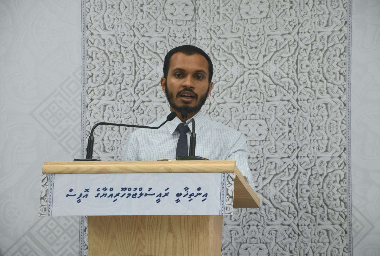 އިދާރާތަކަށް ސިޔާސީ ނުފޫޒު ވަންނަ ކަމުގެ ޝަކުވާ ލިބުނު: އިންތިޤާލީ އޮފީސް