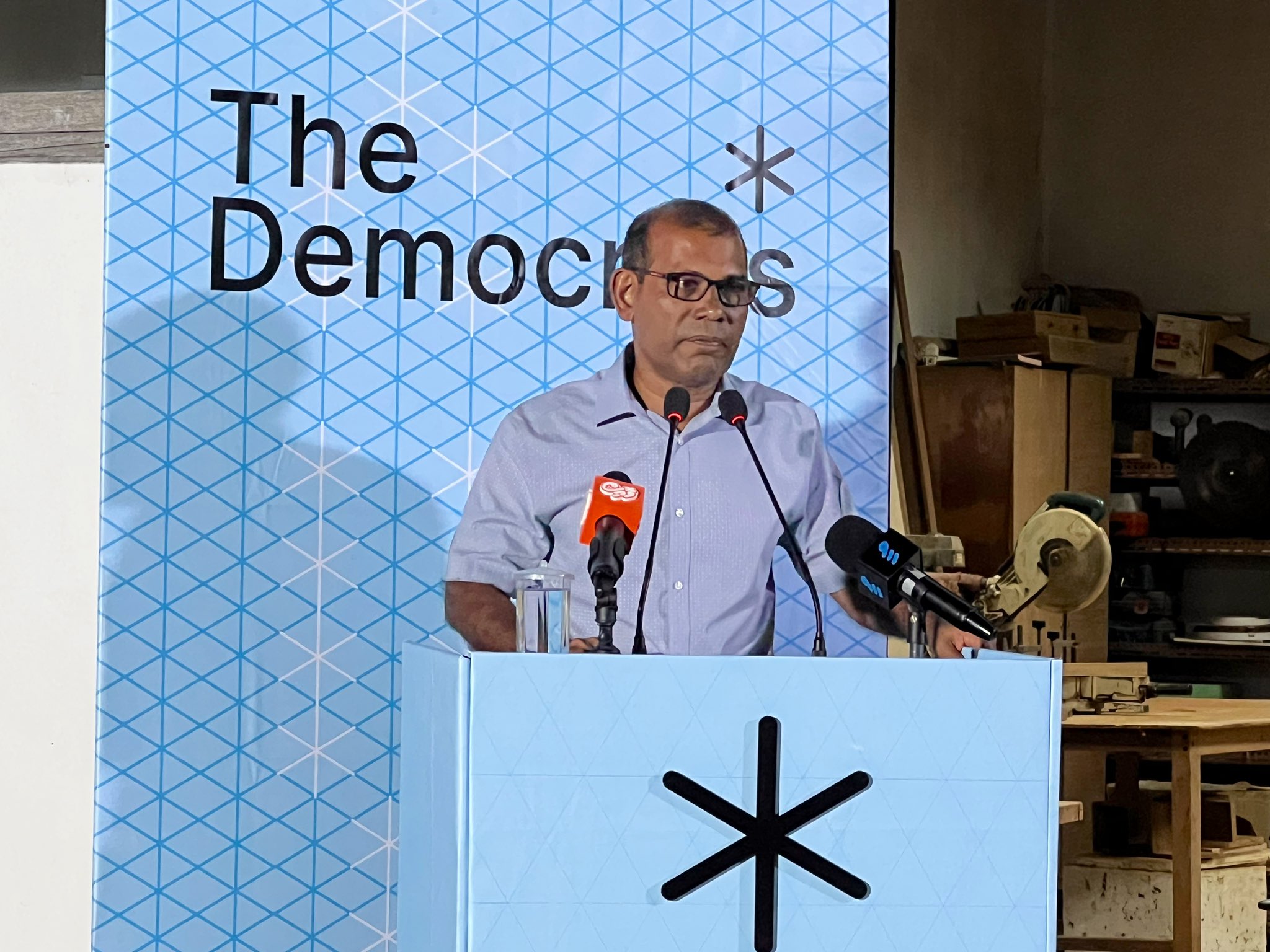 ތާއަބަދު ރާއްޖޭގެ ވެރިކަން ބޭނުންވެގެން އުޅޭކަން ނުވާނެ: ނަޝީދު