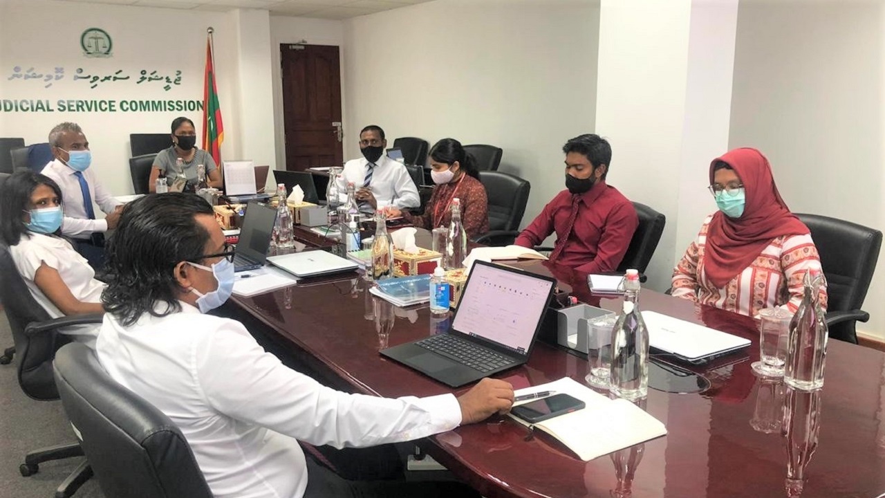 ދ. އިސްމެޖިސްޓްރޭޓް އަބްދުއްރައްޒާގު މުހައްމަދު ފަނޑިޔާރުކަމުން ވަކިކުރަން މަޖިލީހަށް