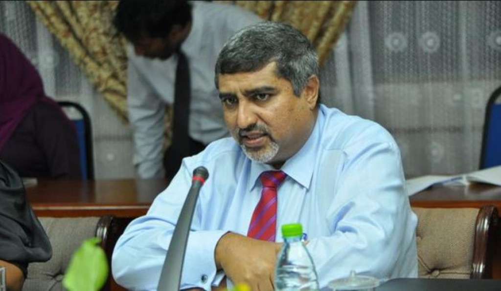 65 އަހަރުވުމުން ލިބޭ 5000 ރުފިޔާގެ ޕެންޝަން ދޭންވީ ހައްގުވެރިންނަށް އެކަނި: މުޢިއްޒު