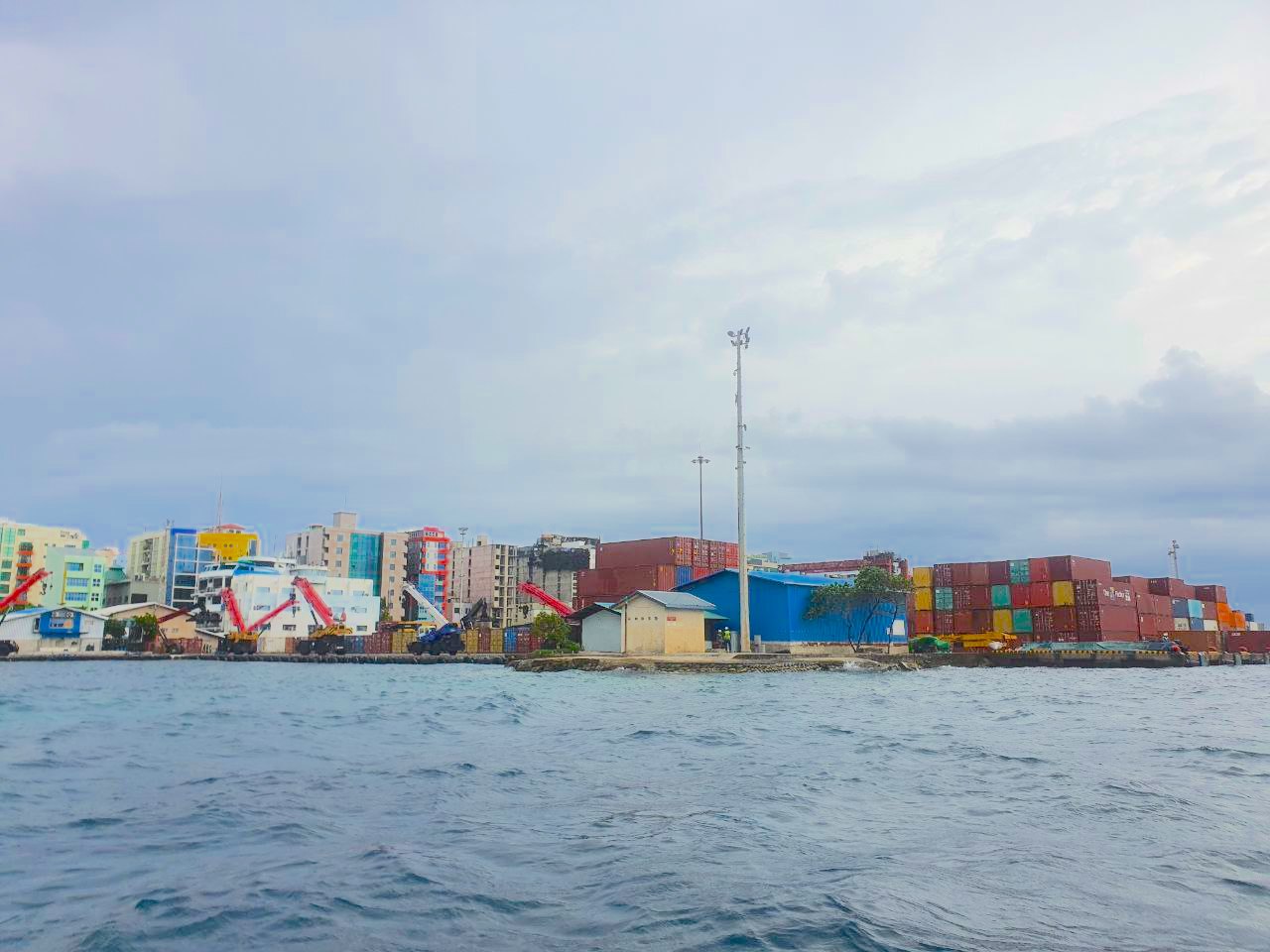 އެމްޕީއެލް ސަރަހައްދު ބަންދުކޮށް ސިފައިންނާއި ފުލުހުން ހަރަކާތްތެރިވަނީ