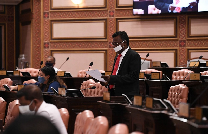 "އަޑީ ދައުލަތް" ހޯދަން މަޖިލީހަށް ކުއްލި މައްސަލައެއް