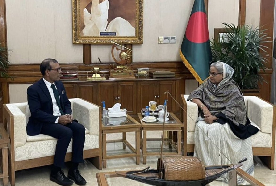 ބޮޑުވަޒީރު ހަސީނާއާއި ރައީސް ނަޝީދު ބައްދަލު ކުރައްވައިފި