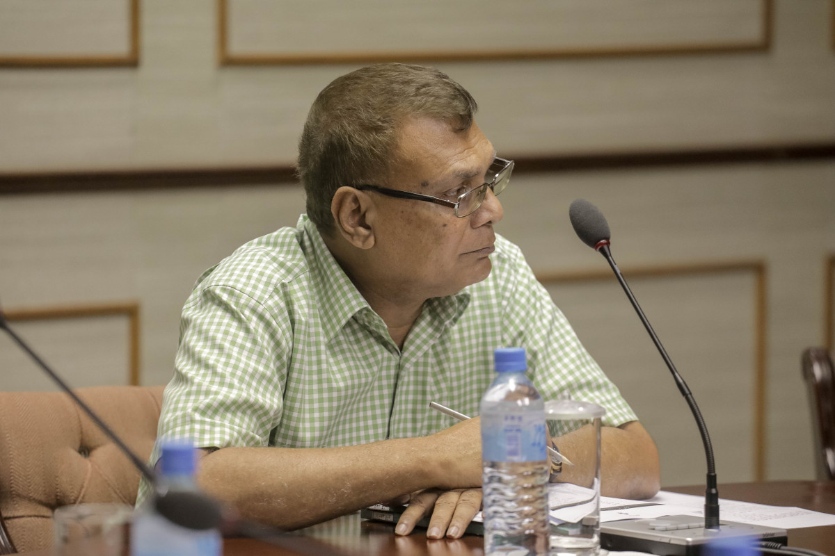 ރާއްޖެ ބަރުލަމާނީ ނިޒާމަކަށް ބަަދަލުކުރަންޖެހޭ ސަބަބެއް ނުފެނޭ: އައްޑޫ ޝަރީފް