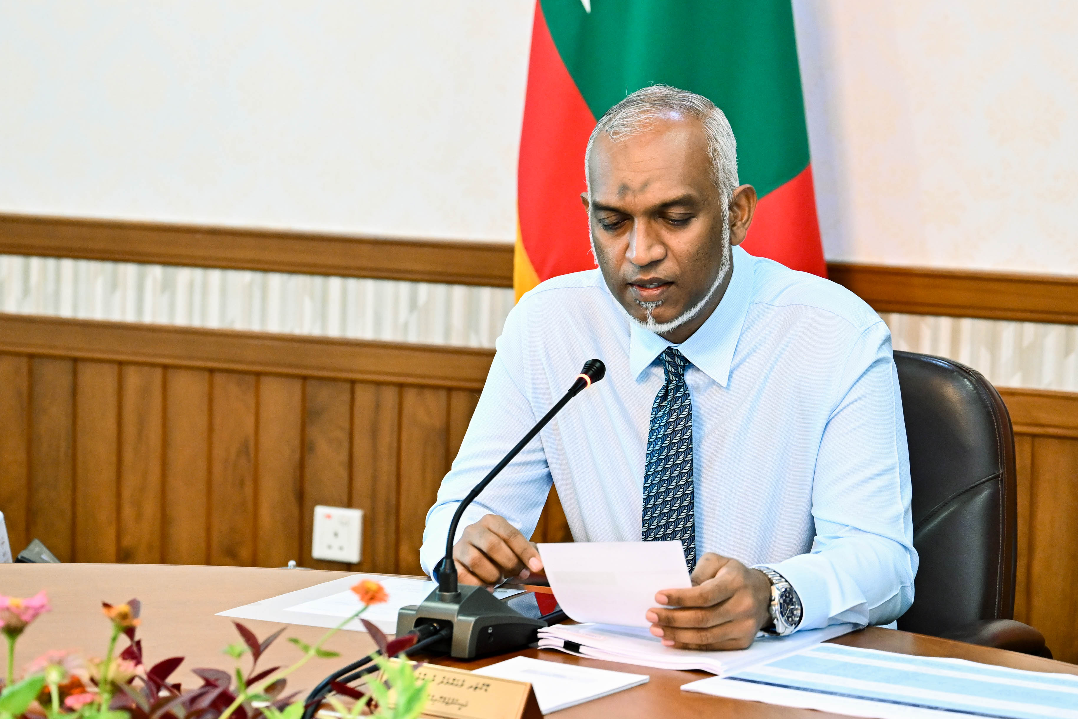 ދިވެހިބަހުން ވާހަކަ ދެއްކުމަކީ ލިބޭ އުފަލެއް އަދި ފަޚުރެއް: ރައީސް މުޢިއްޒު