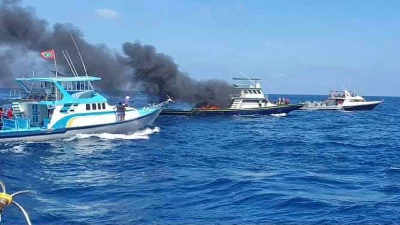 ދެއްވަދޫ "ކުރިމަގު" ދޯނީގައި ރޯވެ ފަޅުވެރިޔަކު ފިހިއްޖެ