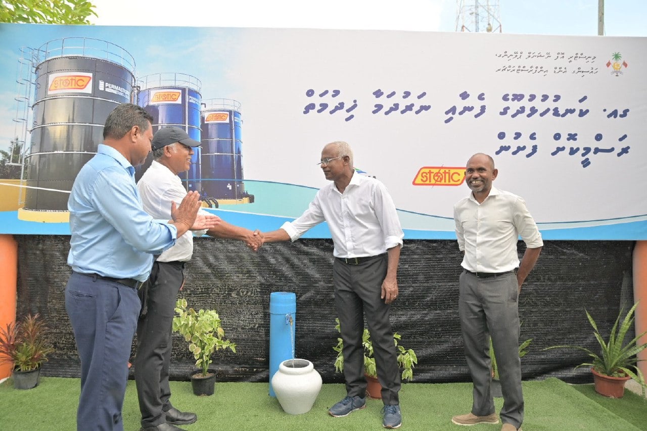 ކަނޑުހުޅުދޫ ފެނަކަ އޮފީސް ޢިމާރާތާއި ވޮލީކޯޓު ހުޅުވައިފި