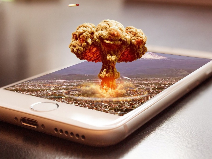 މީހެއްގެ ޖީބުގައި އޮތް ފޯނެއް ގޮވައި އަލިފާން ރޯވެއްޖެ