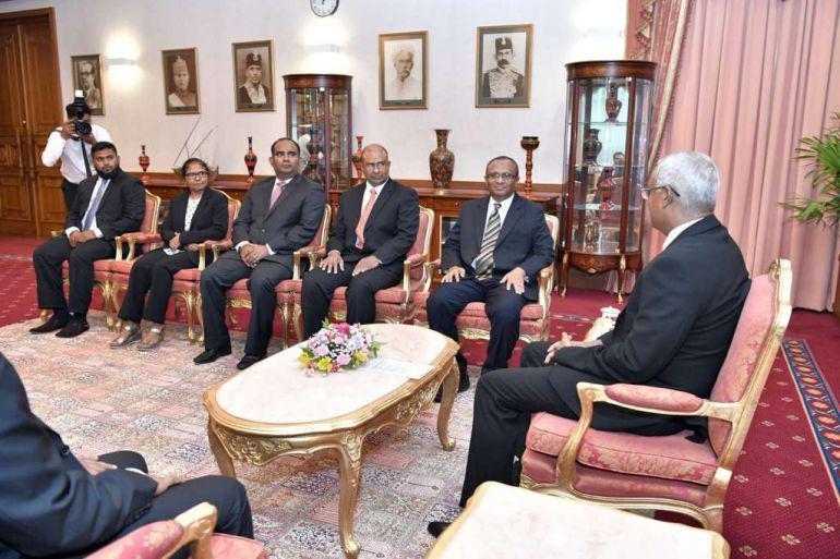 މަރުކޮމިޝަންގެ ރައްދެއް ރައީސް ނަޝީދަށް؛  މަރުކޮމިޝަން އަދި މަރެއްނުވޭ