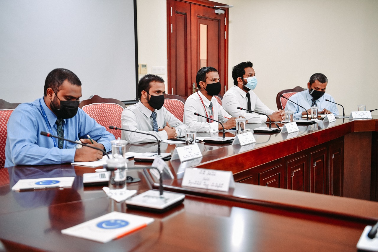 ޚާރިޖީ ގުޅުންތަކާމެދު ދޮގު ޚަބަރު ނުފެތުރުމަށް އެމްއެމްސީން އަންގައިފި