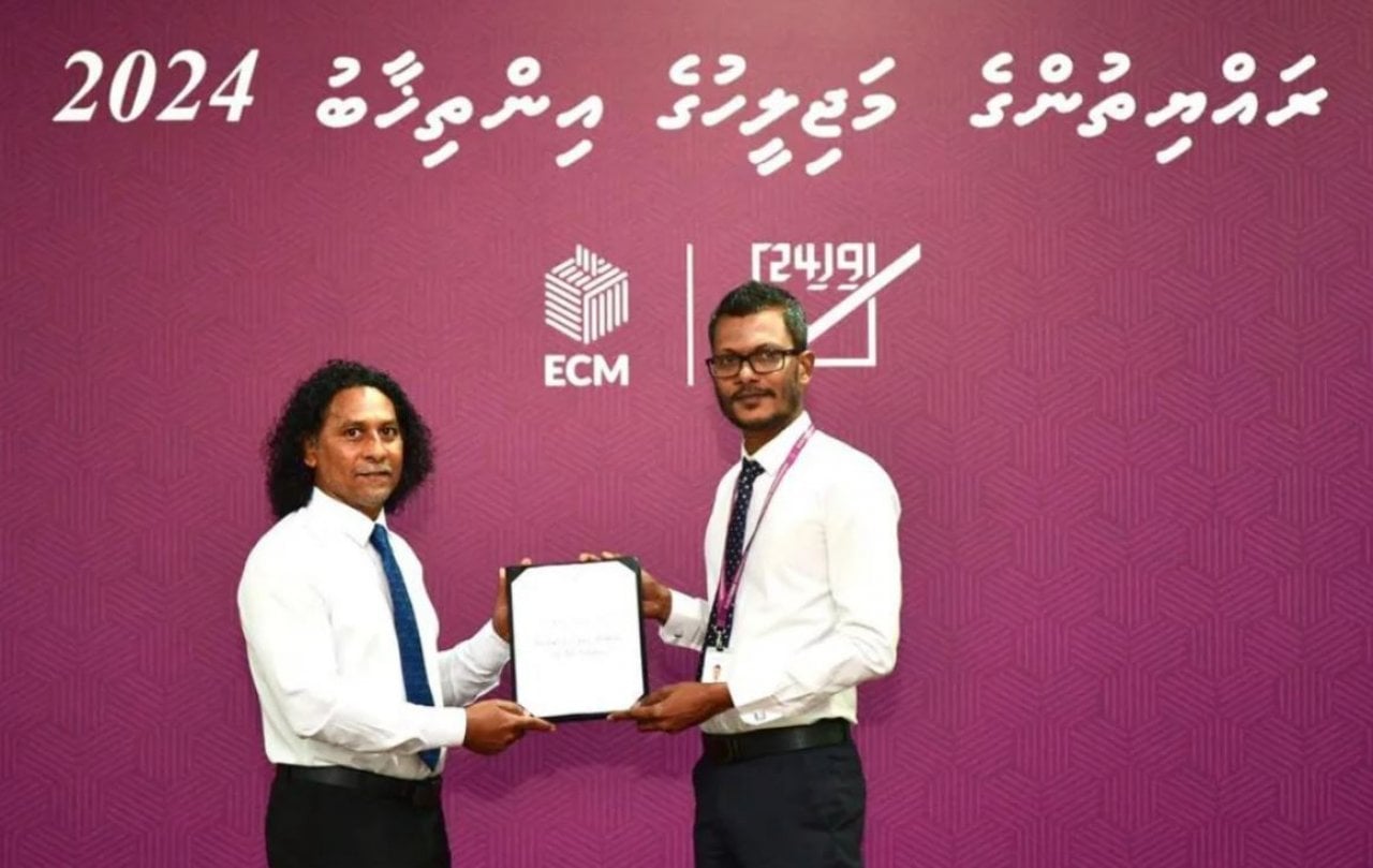 ޕީއެންސީގެ ކެންޑިޑޭޓުން ކަނޑައަޅާފައި ތިބި ދާއިރާތަކަށް މެންބަރު ޒަރީރާއި ޣަނީ ވާދަކުރަނީ